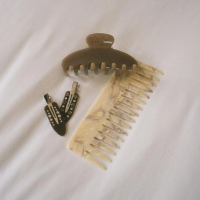 Emi Jay Detangling Comb in Chantilly - Гребінець для волосся «Chantilly»