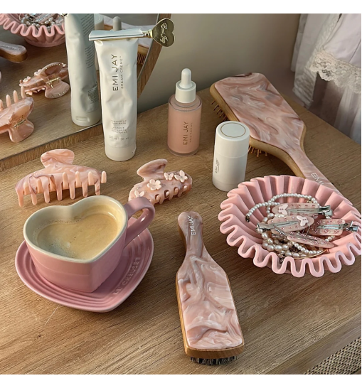 Emi Jay Bamboo Paddle Brush in Pink Chantilly – Бамбукова щітка для волосся «Pink Chantilly»