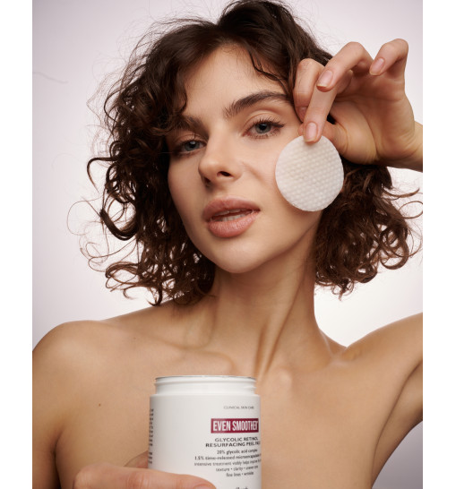 Peter Thomas Roth Even Smoother™ Glycolic Retinol Resurfacing Peel Pads - Відновлюючі диски для обличчя з ретинолом та гліколевою кислотою